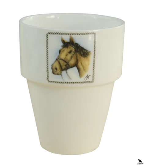 Pohár kůň